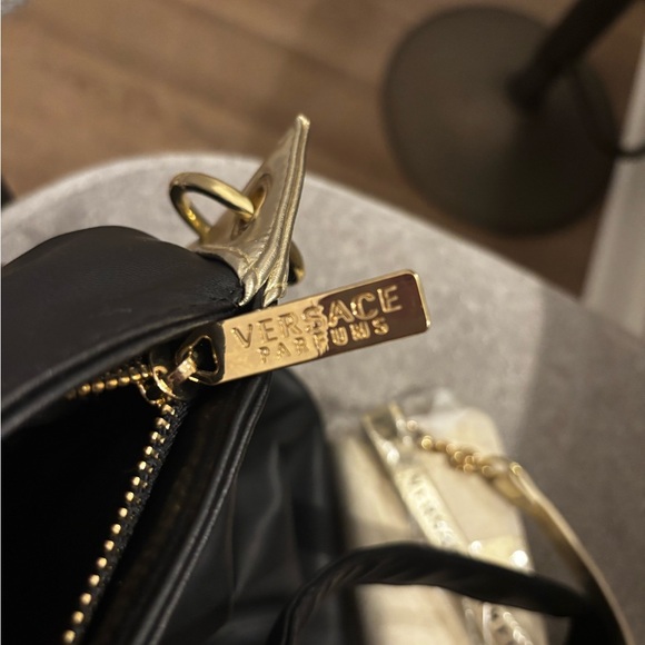 Versace Parfums Black Tote w Gold Accents Brand new wristlet strap - Picture 10 of 15